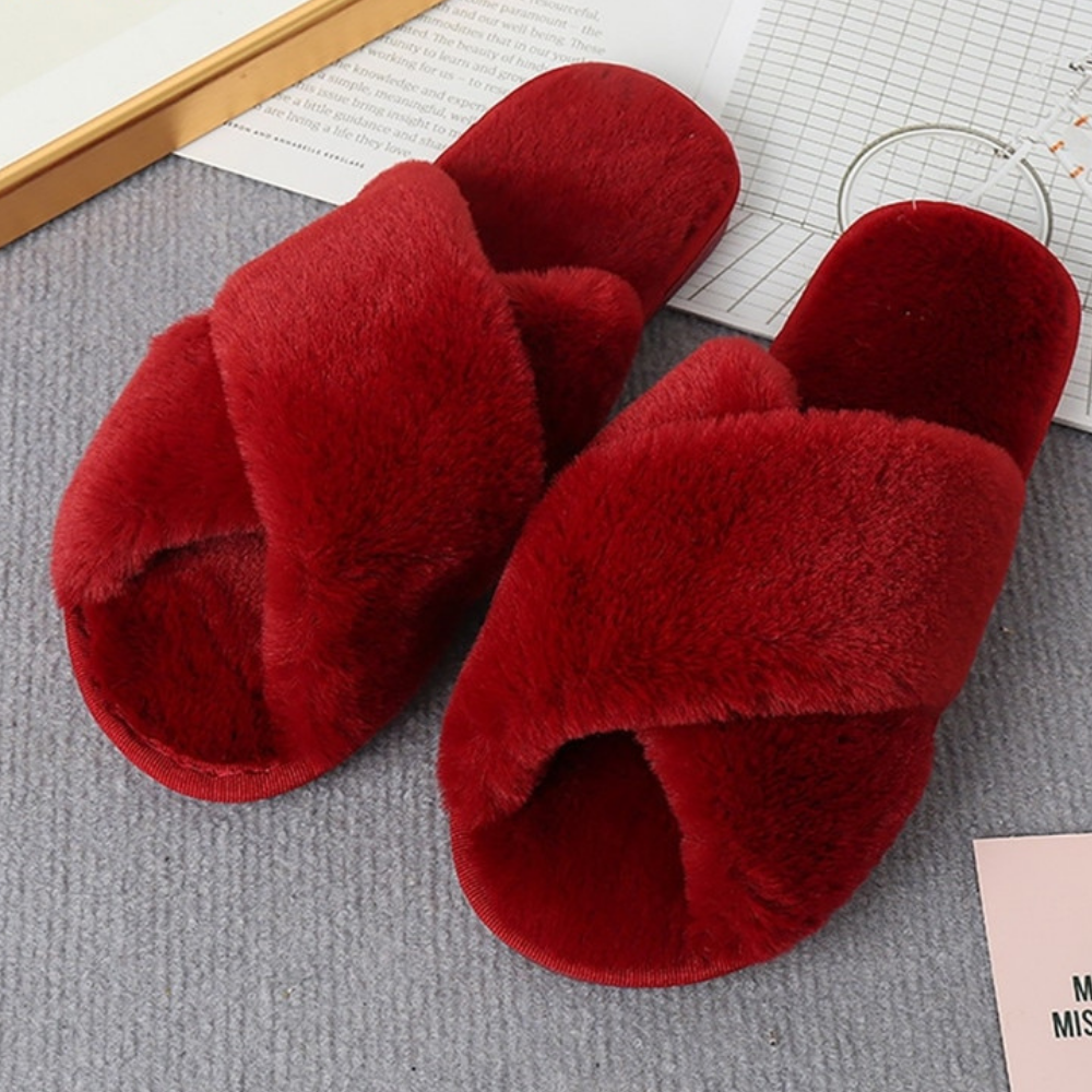 Pantufa Feminina Fluffy Slipper