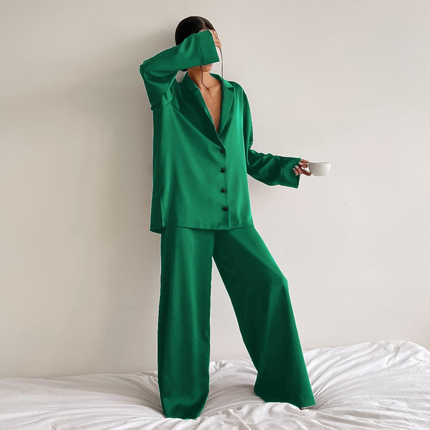 Pijama Feminino de Cetim Longo Chicago